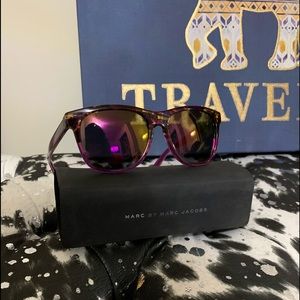 Marc Jacobs Purple mirrored colored sunglasses 😎